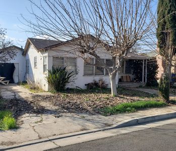 1241 Oxford St, Delano, CA, 93215