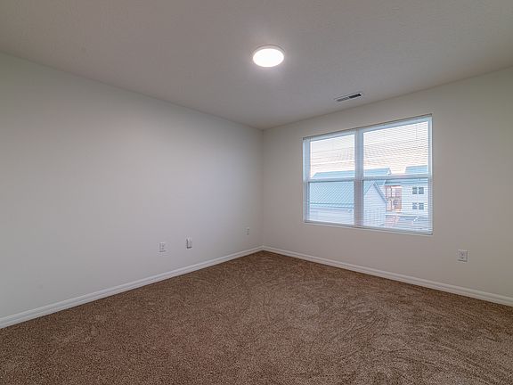5th image of 6196 Commerce Dr #11002556