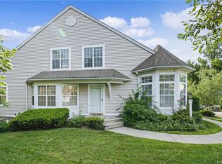 7 Roundtop Rd, Yonkers, NY 10710