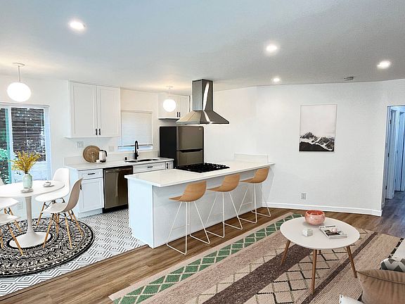 3rd image of 237 N Catalina St APT 5