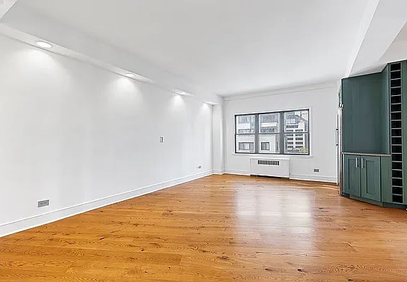 2nd image of 301 E 48th St #15/16H