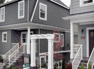 2006 California Ave SW, Seattle, WA 98116