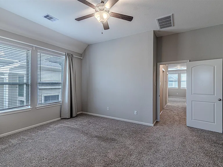 5543 Purple Meadow Ln — Photo 32