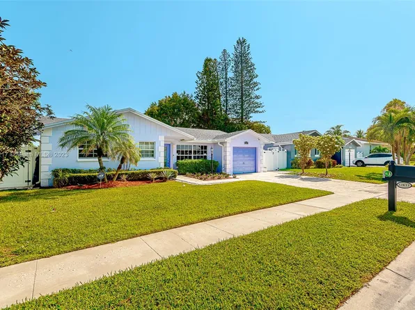 22833 SW 65th Way, Boca Raton, FL 33428