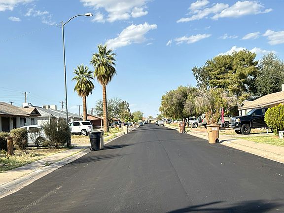 4th image of 10628 N 73rd Dr