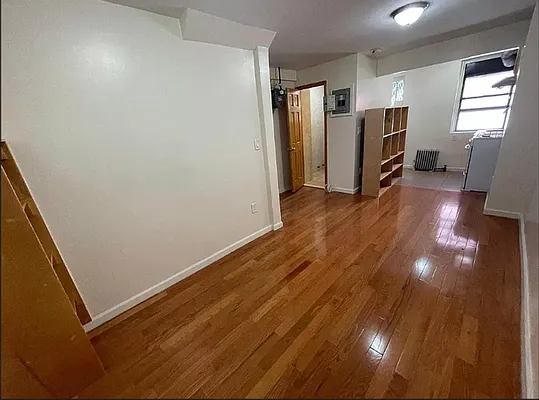 Rented by KNOCKKNOCK LLC | media 1