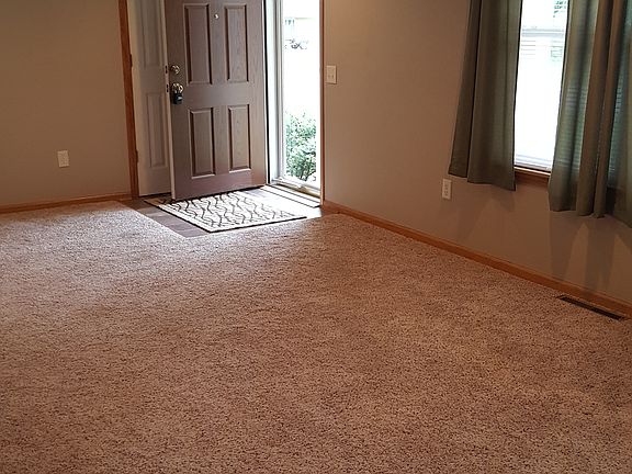 3rd image of 103 W Joy St
