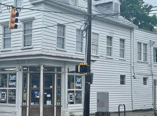 131 Wentworth St, Charleston, SC 29401