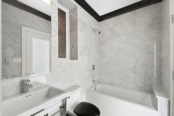 Rented by Compass | media 9