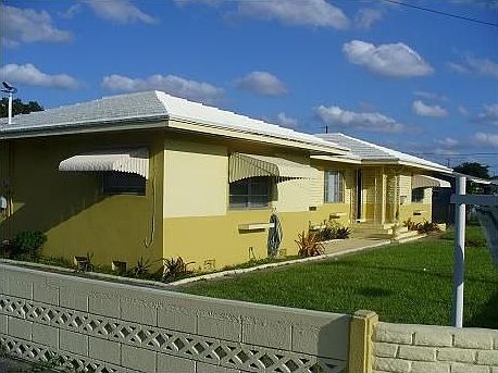3rd image of 15321 NW 18th Ave