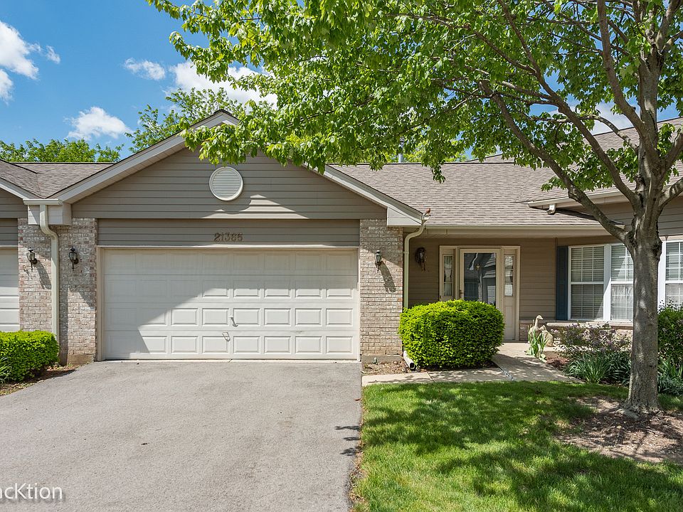 1st image of 21365 W Silktree Cir