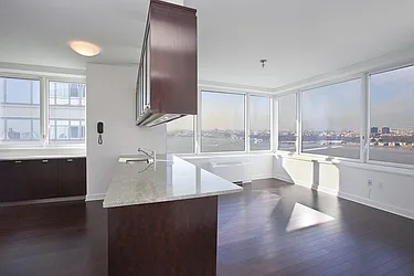 Rented by BLU Real Estate