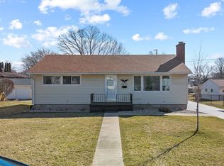 1725 College Ave, Huntington, IN 46750