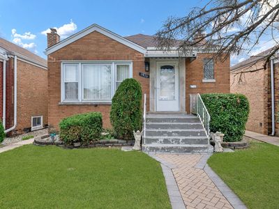 3715 W 69th St, Chicago, IL, 60629