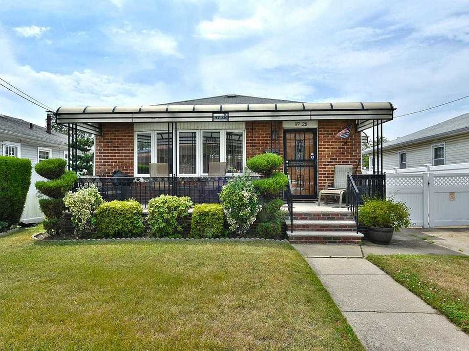 1st image of 9728 222nd St