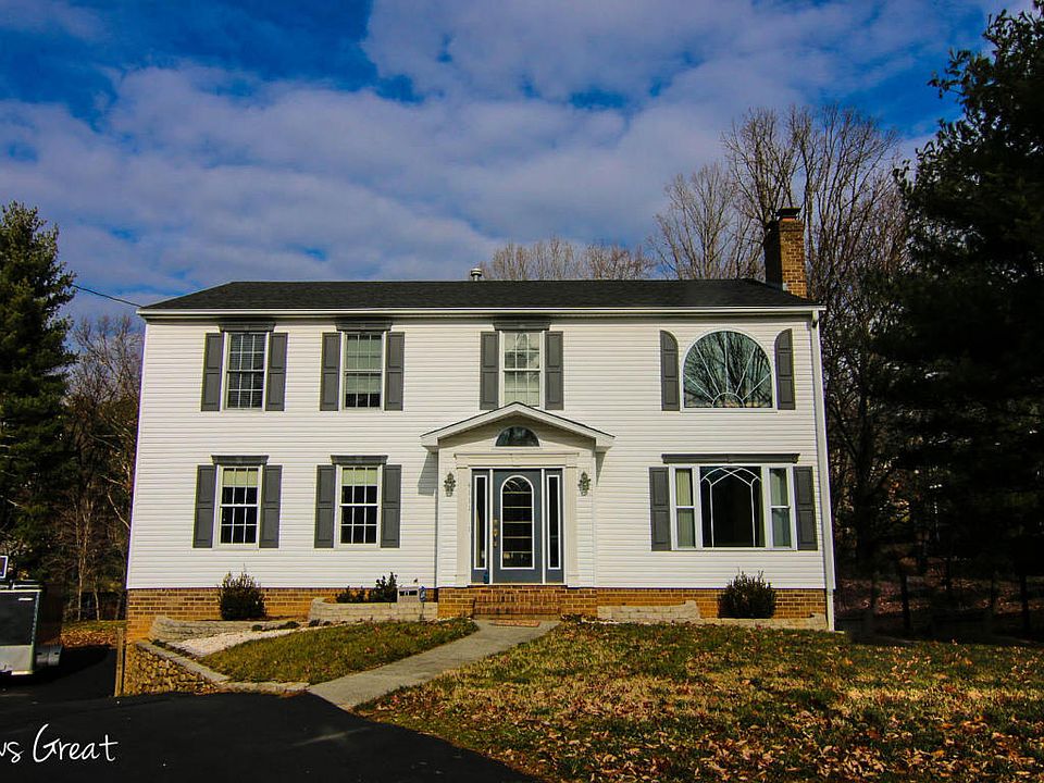1st image of 4111 Blue Jay Cir