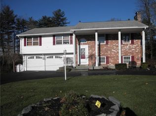 52 Walker St, Seekonk, MA 02771