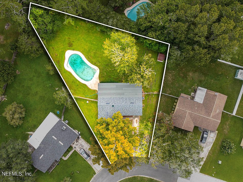 1st image of 203 E TEAKWOOD Circle