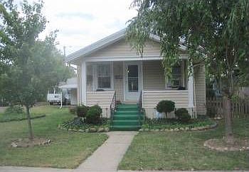 1st image of 2820 Lansing Dr