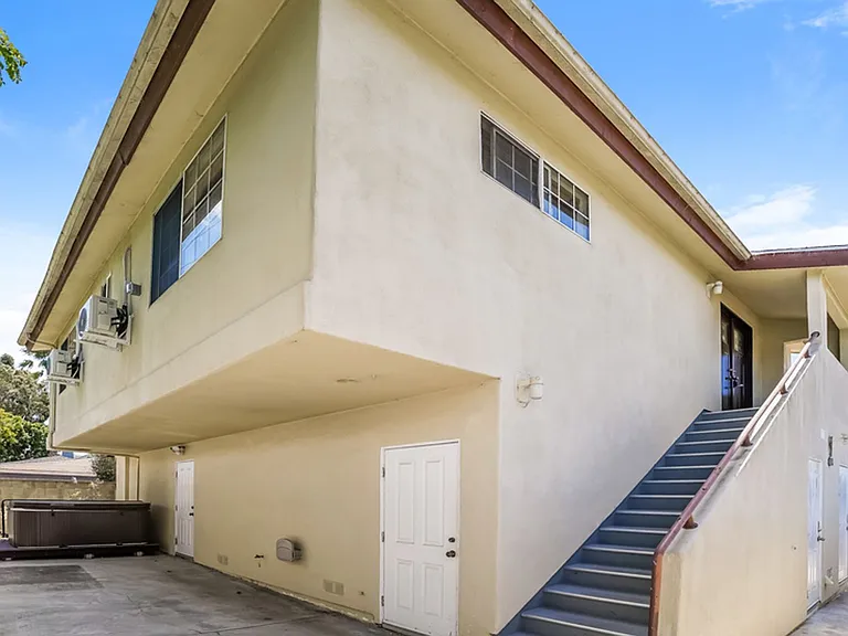 520 Washington St — Photo 19