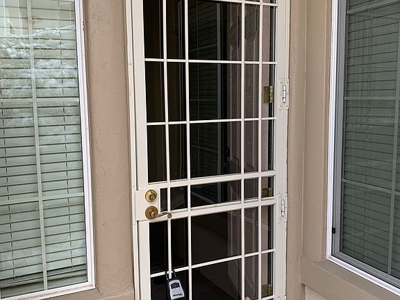 Security screen door
