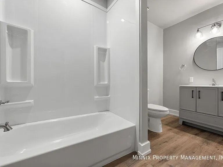 1302 Avenue E #1 — Photo 26