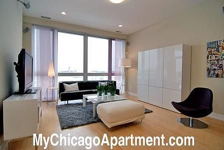 1st image of 4700 N Kimball Ave