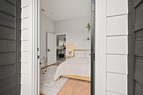 1208 Moody St Photo 1