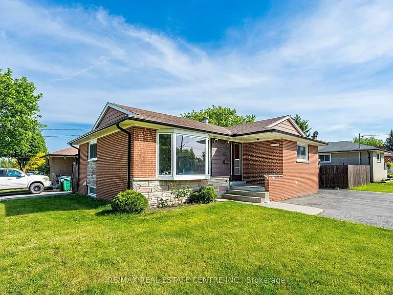 2 Milner Rd #BASEMENT — Photo 4
