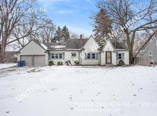 1138 Ball Ave NE, Grand Rapids, MI 49505