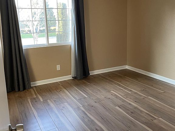5th image of 1270 Lindberg Ln