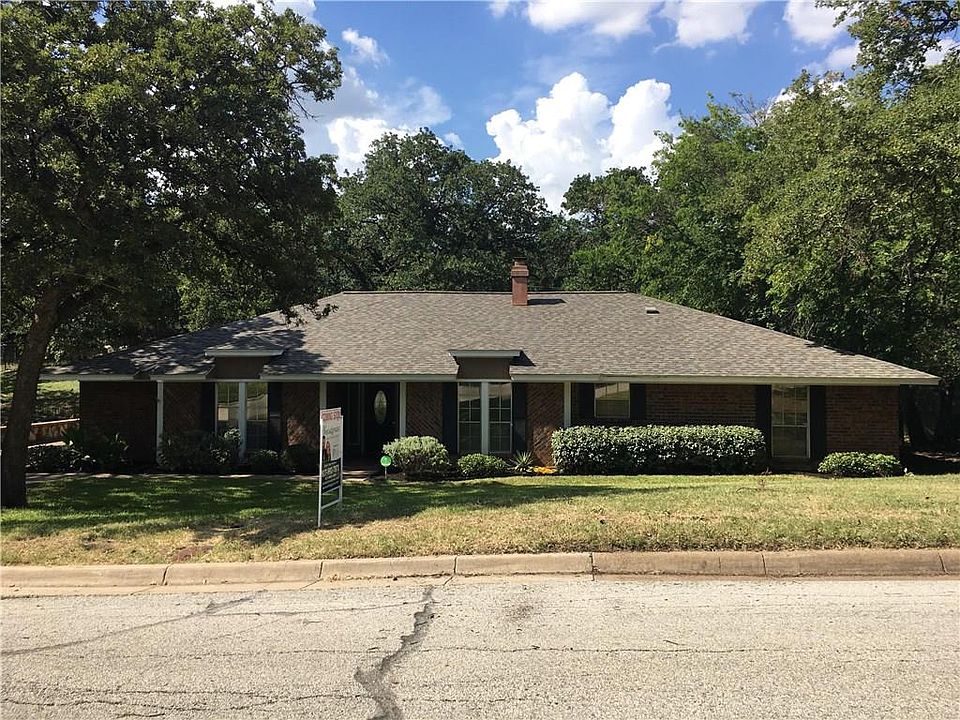 1st image of 5829 Monterrey Dr