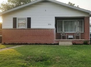 306 5th St, Washington Court House, OH 43160