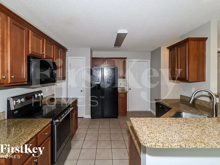 100 Misty Hill Cv — Photo 8