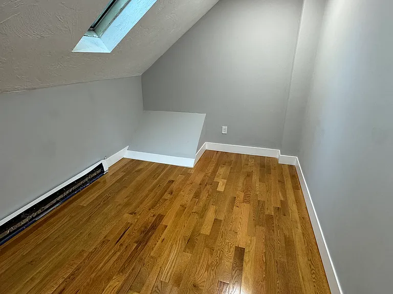 773 Pleasant St #4 — Photo 10