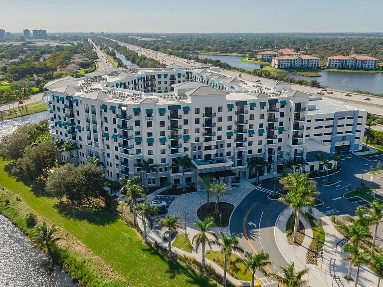 Riverstone Palm Beach — Photo 1