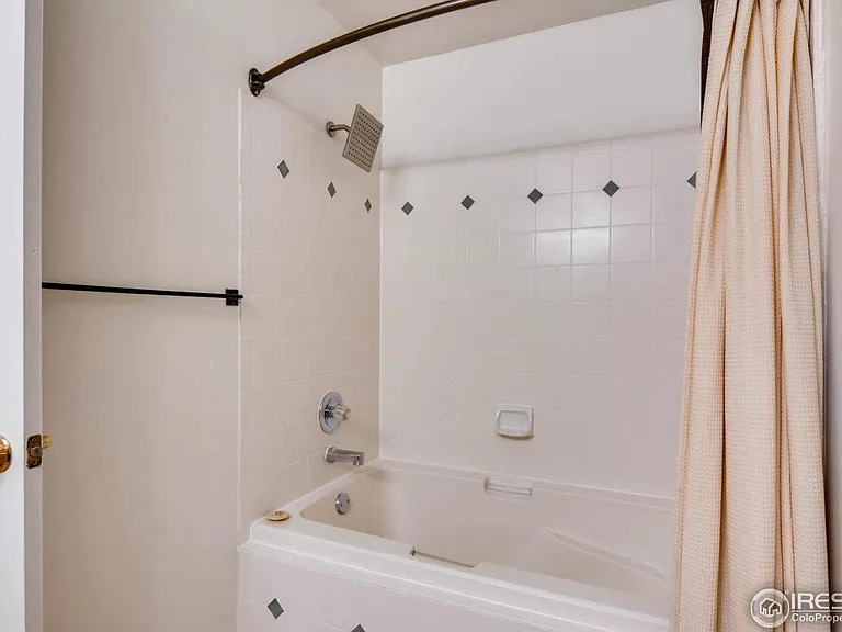 730 Copper Ln #208 — Photo 23