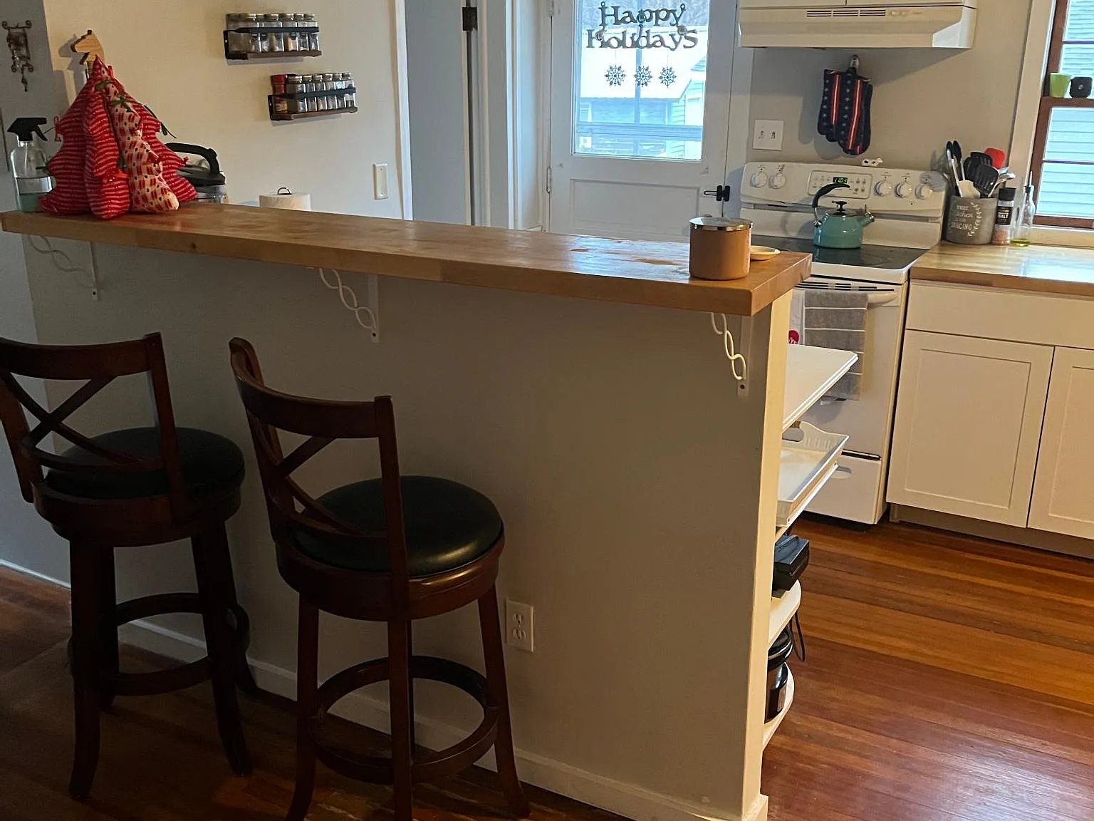 3 bed, 1170 sqft, $1,695 — Photo 3