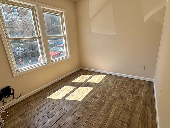 2nd image of 356 10th Ave #2E