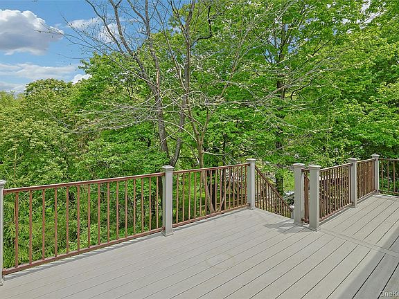 3rd image of 41 Osceola Avenue