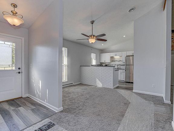 2nd image of 3066 Teakwood Dr