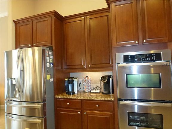 5th image of 245 Escondido Ct