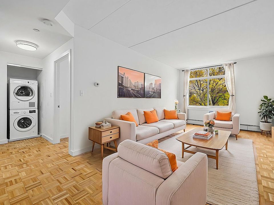 1st image of 130 Bradhurst Ave APT 502