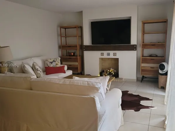 1544 Forest Lakes Cir, West Palm Beach, FL 33406