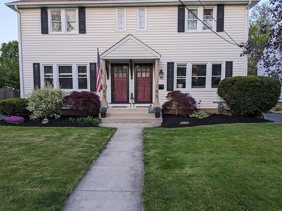 1st image of 185 Gibson St #185
