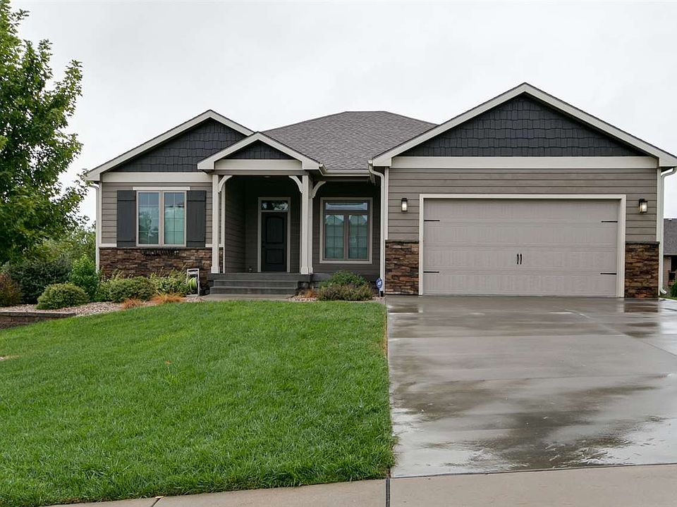 1st image of 921 Lesmer Cir