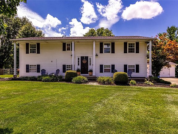 2nd image of 4577 Fisher Rd