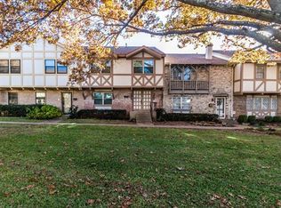 468 Westview Ter, Arlington, TX 76013