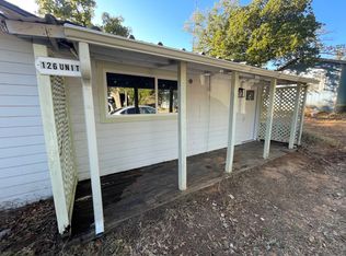 126 Deer Lake Dr UNIT B, Bastrop, TX 78602