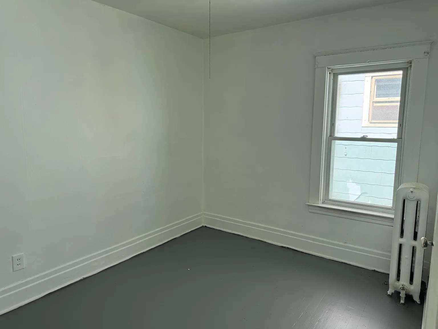 3 bed, 1324 sqft, $1,200 — Photo 4